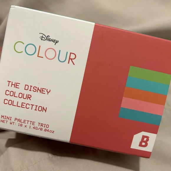 Makeup - Picture 3 of 7